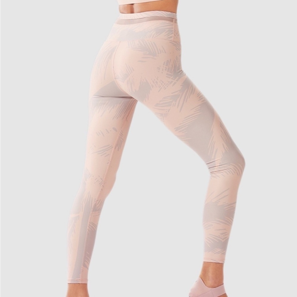 NWT Fabletics Define High Waisted Powerhold 7/8 Legging